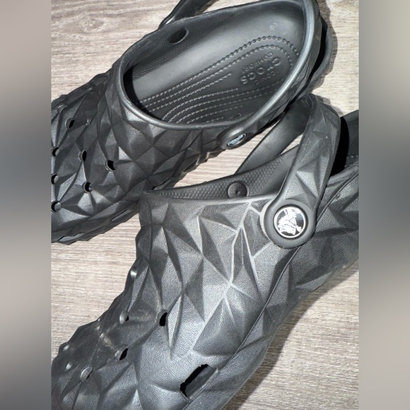 CROCS women’s sz 10/ men’s sz 8 ✨ - Picture 2 of 6